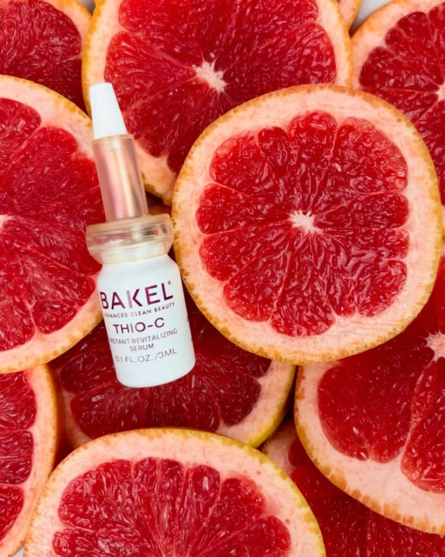 Nessuna magia! 🪄
Basta solo l’acido ascorbico del THIO-C: la forma più potente e pura della vitamina C 🍊
𝗧𝗛𝗜𝗢-𝗖 di @bakelskincare può essere utilizzato in due modi:
• Se cerchi un effetto illuminante immediato prima di un evento importante, bastano 4 giorni di utilizzo.
• Se desideri un’azione antiossidante, uniformante e contro discromie e rughe, segui un ciclo completo da 20, 40 o 60 giorni o anche di più, in base alle tue esigenze.

Un trattamento ad alta efficacia e purezza, indispensabile soprattutto d’estate, quando i raggi UV aumentano lo stress ossidativo sulla pelle. Un MUST HAVE per la tua estate ☀️

Se non lo hai ancora provato, lo trovi in negozio e online Bertozzini dal 1913 Via Cola di Rienzo, 192 - 00192 - Roma
☎️ Per info 06 6874662 - 3290373646
www.bertozzinidal1913.it